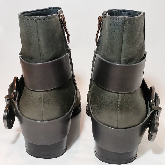 Vince Camuto Gray Booties - Picture 5 of 8
